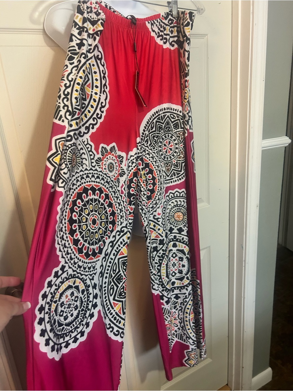 Women’s Red & Pink Mandala Print Palazzo Pants